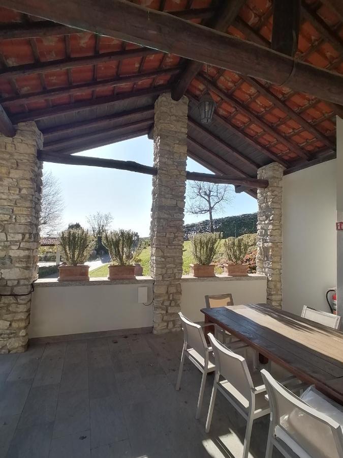 Casale Raffaello B&B Como Albese Con Cassano 외부 사진